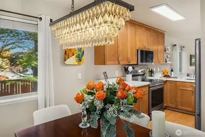 605 5th Street #B-201, Kirkland, WA 98033 - Photo 4