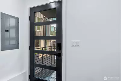 3500 NE 125th Street #C, Seattle, WA 98125 - Photo 2