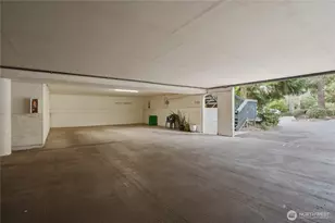 790 Madison Ave N, Bainbridge Island, WA 98110 - Photo 28