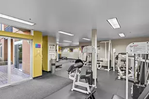 2415 2nd Ave, Seattle, WA 98121 - Photo 26