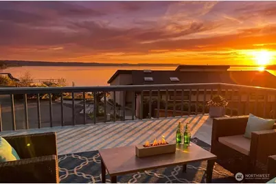 21550 1st Court S, Normandy Park, WA 98198 - Photo 2