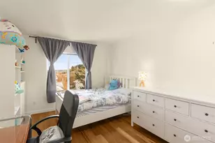 6895 Holly Park Dr S, Seattle, WA 98118 - Photo 20