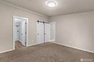 2402 S 370th Pl, Federal Way, WA 98003 - Photo 8