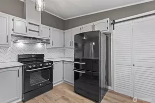 2402 S 370th Pl, Federal Way, WA 98003 - Photo 4