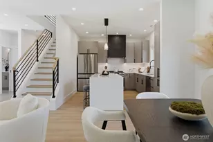 10930 NE 120th St, Kirkland, WA 98034 - Photo 12