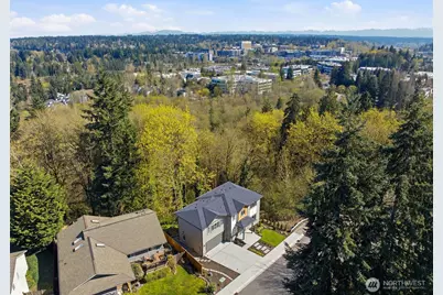 10930 NE 120th Street, Kirkland, WA 98034 - Photo 38