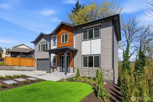 10930 NE 120th St, Kirkland, WA 98034 - Photo 2