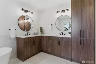 10930 NE 120th St, Kirkland, WA 98034 - Photo 22