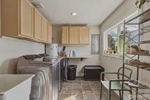 1215 30th Ave, Longview, WA 98632 - Photo 14