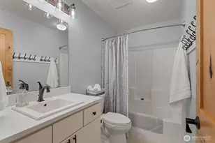 7320 Silent Creek Ave SE, Snoqualmie, WA 98065 - Photo 22