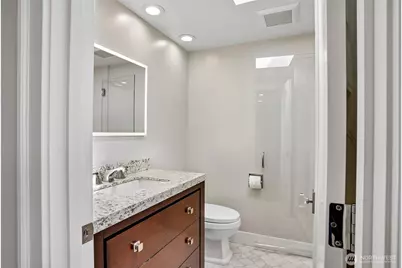 2134 Waverly Place N #303, Seattle, WA 98109 - Photo 20