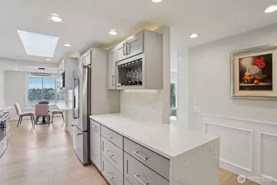 2134 Waverly Place N #303, Seattle, WA 98109 - Photo 12