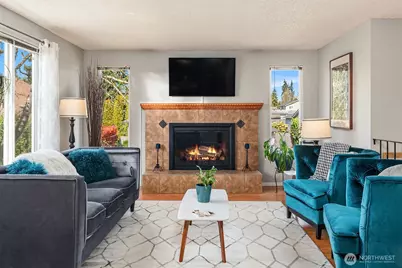 4930 189th Street SW, Lynnwood, WA 98036 - Photo 2