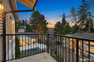 11215 NE 128th St, Kirkland, WA 98034 - Photo 8