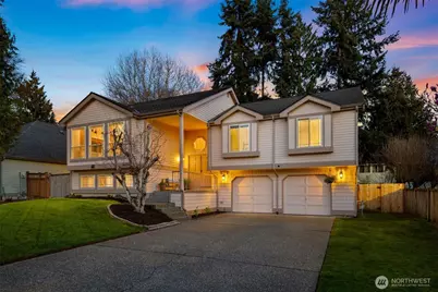 18424 135th Place SE, Renton, WA 98058 - Photo 1