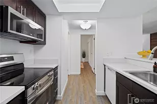 14515 NE 32nd St, Bellevue, WA 98007 - Photo 12
