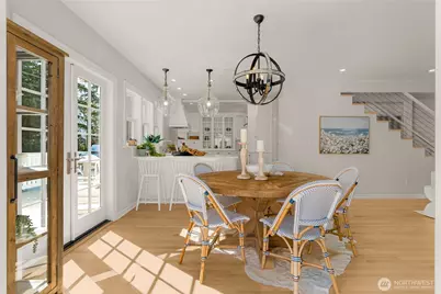 2200 41st Ave SW, Seattle, WA 98116 - Photo 10