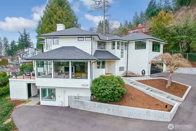 19209 Olympic View Drive, Edmonds, WA 98020 - Photo 36