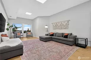 19209 Olympic View Dr, Edmonds, WA 98020 - Photo 28