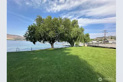 211 Pinnacle Place, Chelan, WA 98816 - Photo 14