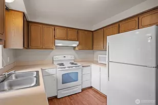 9017 57th Dr NE, Marysville, WA 98270 - Photo 12