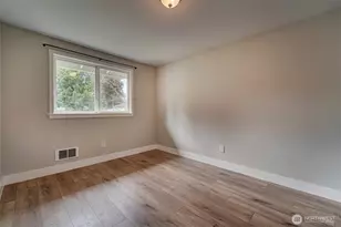 7630 NE Beachwood Ave, Poulsbo, WA 98370 - Photo 28