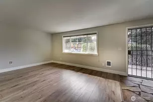 7630 NE Beachwood Ave, Poulsbo, WA 98370 - Photo 8