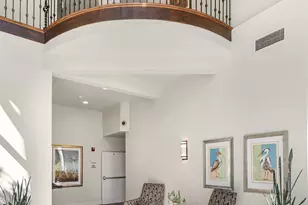 3150 W Government Way, Seattle, WA 98199 - Photo 2