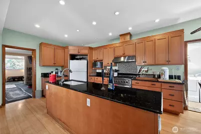 817 20th Avenue S, Seattle, WA 98144 - Photo 10