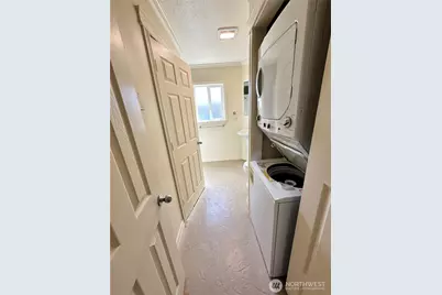 2410 Pacific Avenue, Hoquiam, WA 98550 - Photo 12