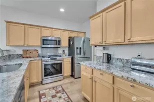 22904 SE 269th St, Maple Valley, WA 98038 - Photo 8