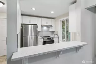 14526 NE 31st St, Bellevue, WA 98007 - Photo 4