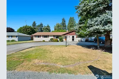 1205 S Walnut Street, Burlington, WA 98233 - Photo 1
