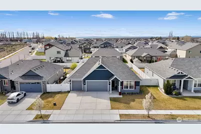 4705 W Merlin Street, Moses Lake, WA 98837 - Photo 1