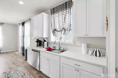 4705 W Merlin Street, Moses Lake, WA 98837 - Photo 14