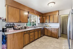 3017 Galvin Rd, Centralia, WA 98531 - Photo 8