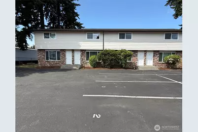 1017 Ttereve Drive #3, Everett, WA 98203 - Photo 1