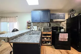 8815 226th St E, Graham, WA 98338 - Photo 10