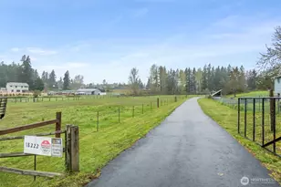 18222 SE Wax Rd, Covington, WA 98042 - Photo 2