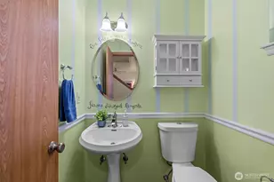 7284 Creek Wood Pl NE, Bremerton, WA 98311 - Photo 16