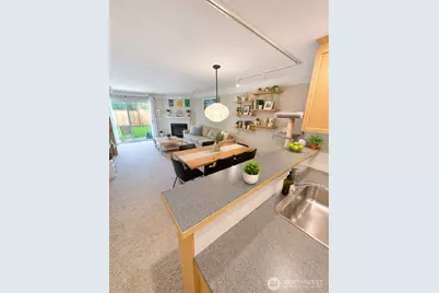 15335 Sunwood Blvd #C102, Tukwila, WA 98188 - Photo 2