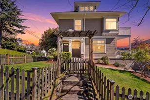 920 4th Ave N, Seattle, WA 98109 - Photo 38