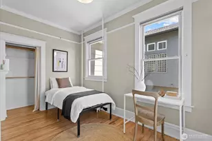 920 4th Ave N, Seattle, WA 98109 - Photo 14