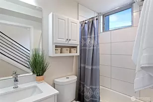 1827 NW 85th St, Seattle, WA 98117 - Photo 16