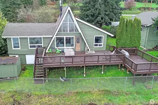 979 Cavalero Rd, Camano Island, WA 98282 - Photo 16