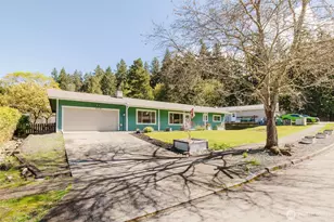 3018 NE Rozewood Dr NE, Bremerton, WA 98310 - Photo 2