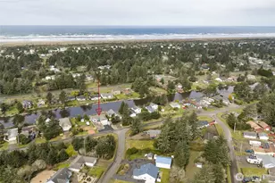 401 Canal Dr SE, Ocean Shores, WA 98569 - Photo 38
