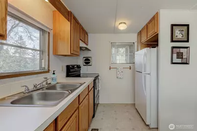 12220 S Lake Shore Road #77, Chelan, WA 98816 - Photo 8