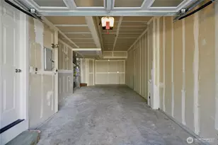 1439 Huckleberry Cir, Issaquah, WA 98029 - Photo 30