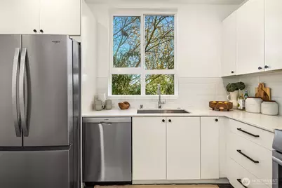 7514 F 15th Avenue NW #F, Seattle, WA 98117 - Photo 6